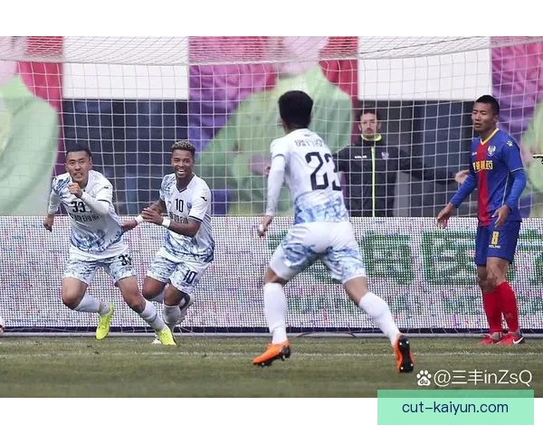 西甲精彩瞬间：快速攻防转换展现球队竞争力提升