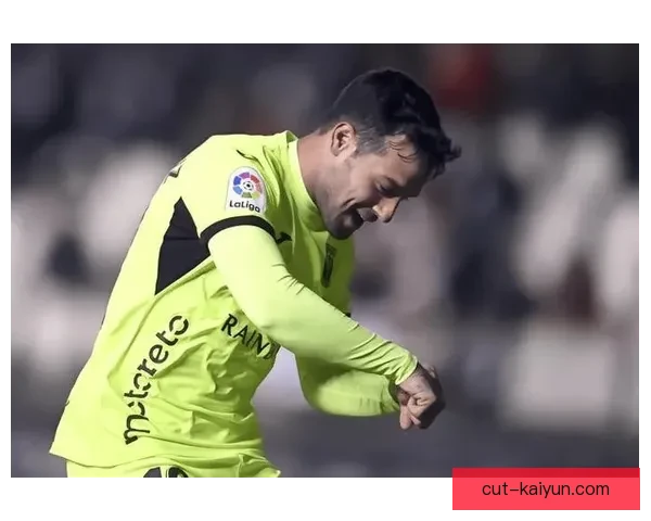 克雷斯韦尔状态回暖，英超表现稳健引发关注