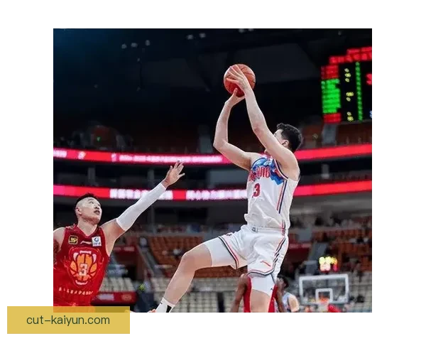 伊萨克进攻端贡献持续提升，本赛季表现稳健